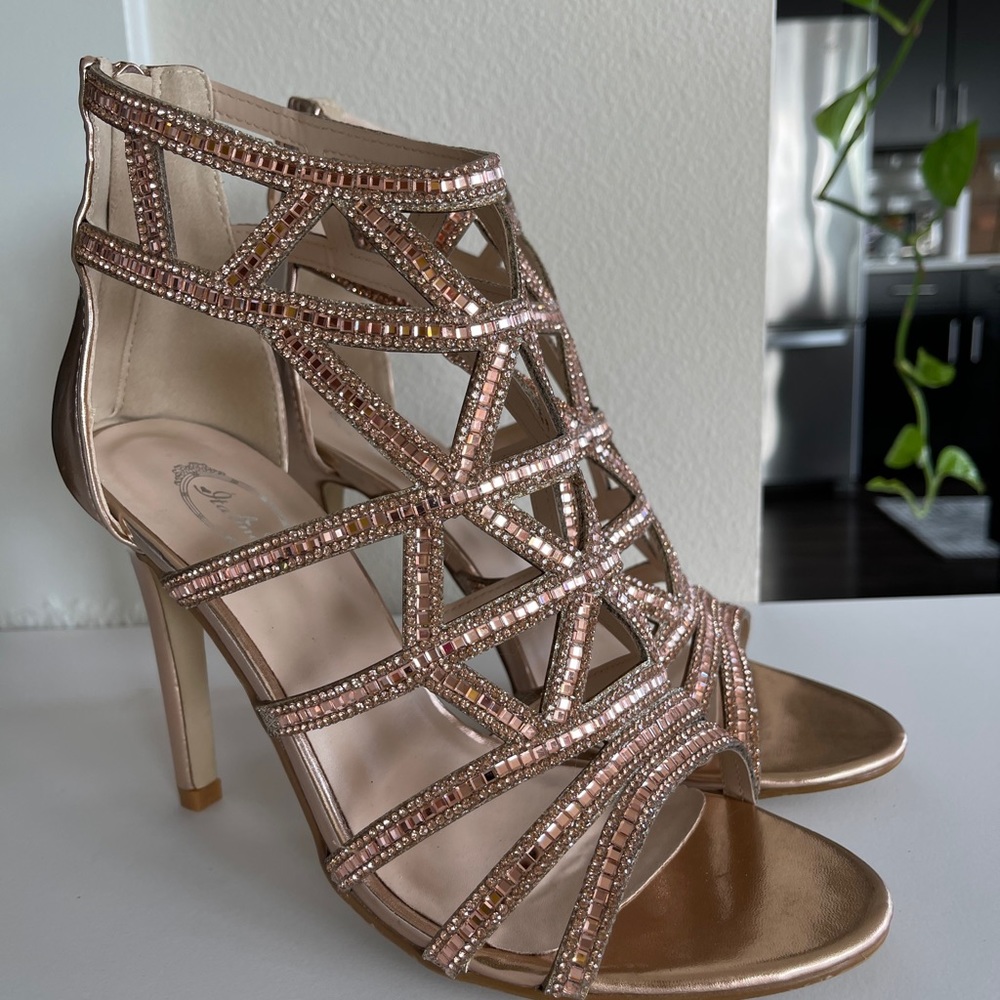 Italina Rose Gold Crystal Strappy Heels Size 7.5